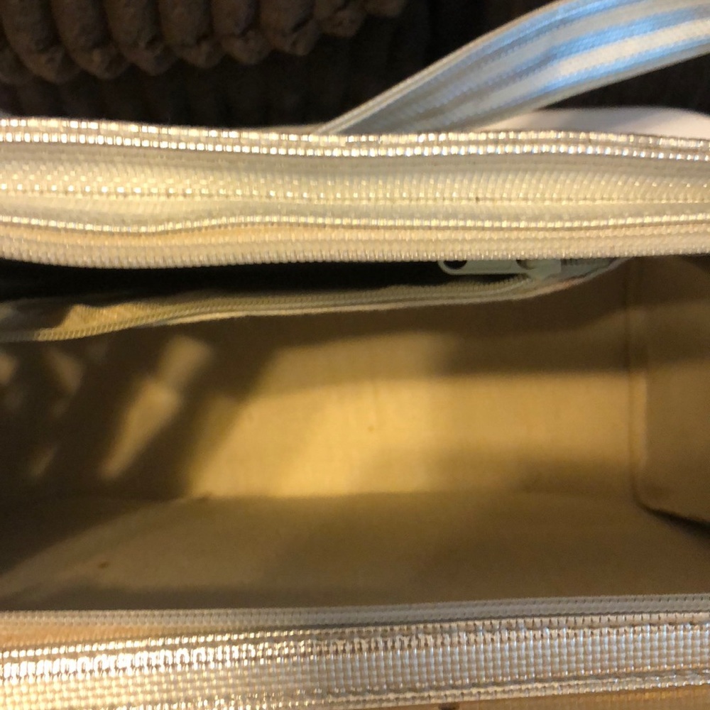 Purse - Picture 3 of 4